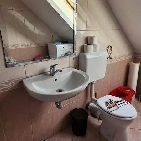Orsi Apartman Appartamento *